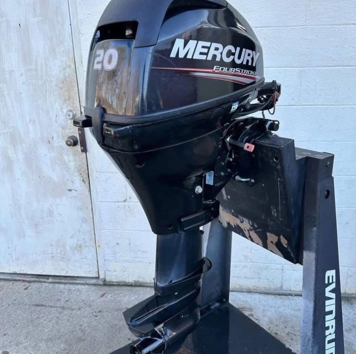 Mercury 20HP Four Stroke Outboard Motor for Sale Mercury 20HP Four Stroke Outboard Motor for Sale