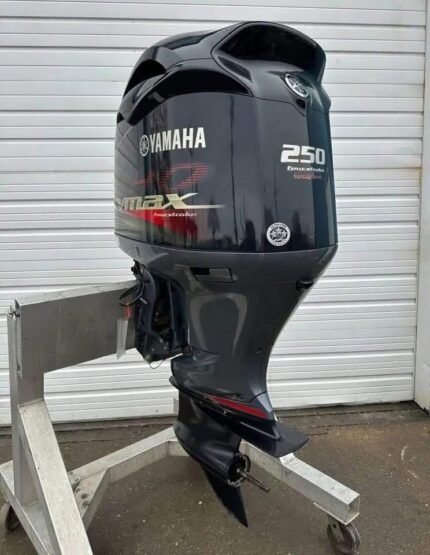 2016 Yamaha VF250LA VMAX SHO 250HP 4-Stroke Outboard